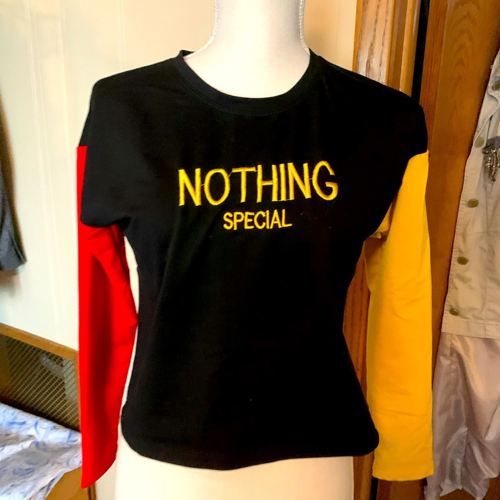 Black yellow red long sleeve T-shirt sweatshirt